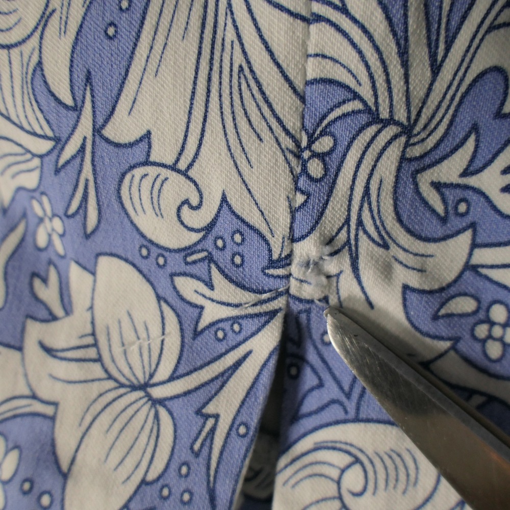 Patchington Women Cropped Pants 10 Blue White Floral Acanthus Print 8403J-804‎ - Picture 8 of 9